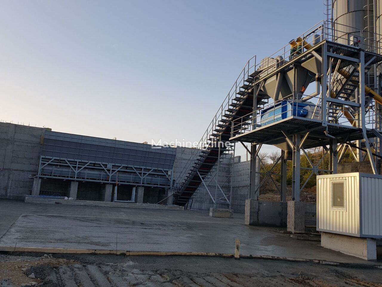 καινούριο εργοστάσιο σκυροδέματος Göker MOBILNYY BETONNYY ZAVOD StationMix100