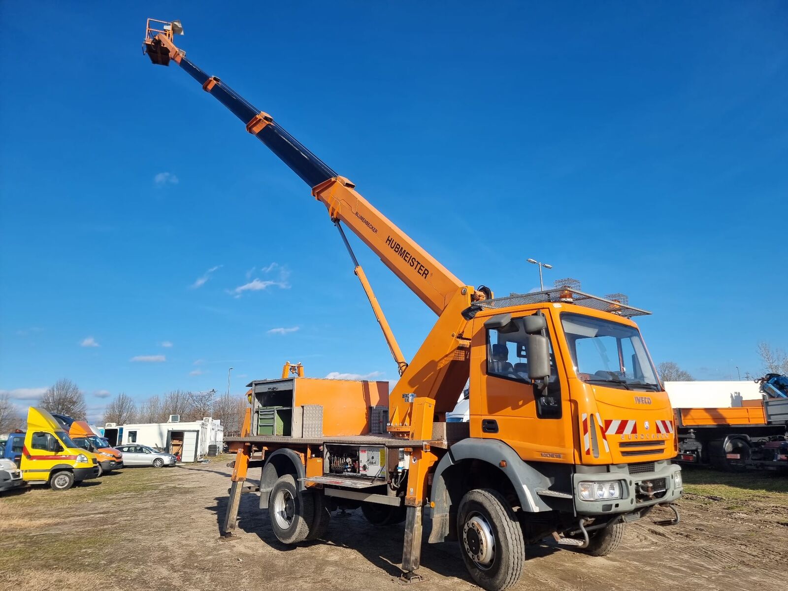 καλαθοφόρο όχημα IVECO Eurocargo 140E18 4X4 - Blumenbecker lifting basket 26,5m