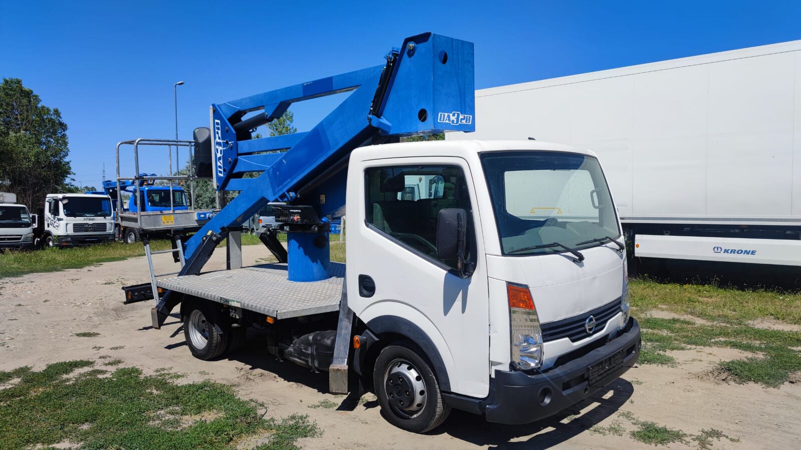 καλαθοφόρο όχημα NISSAN Cabstar Hubarbeitsbühne - Socage DA320 - 20m